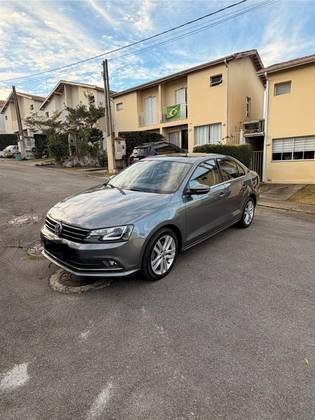 VOLKSWAGEN JETTA 2.0 TSI HIGHLINE 211CV GASOLINA 4P TIPTRONIC